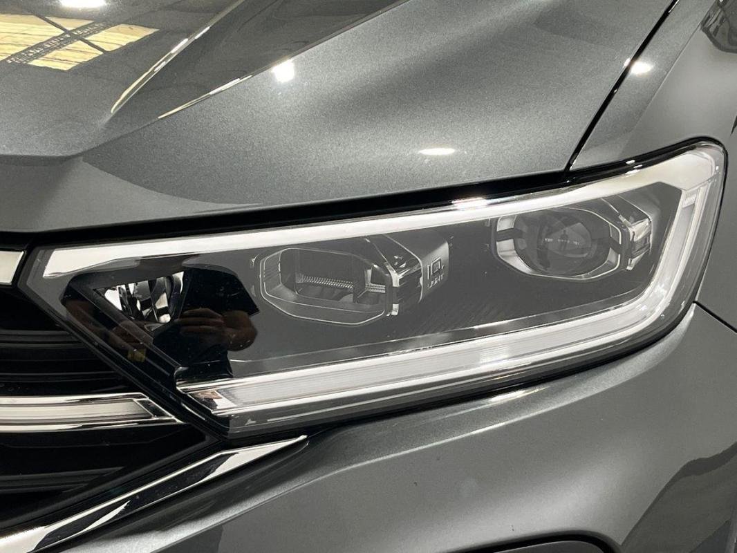 Volkswagen T-Roc - Photo 26