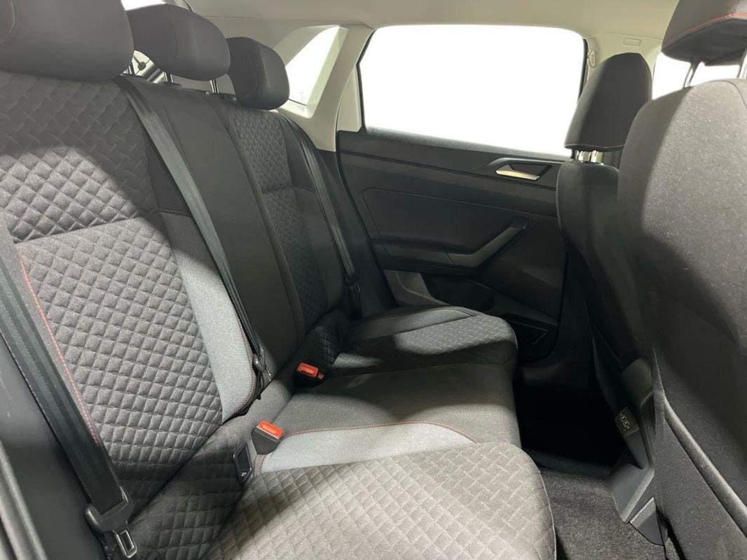 Volkswagen Polo - Photo 23