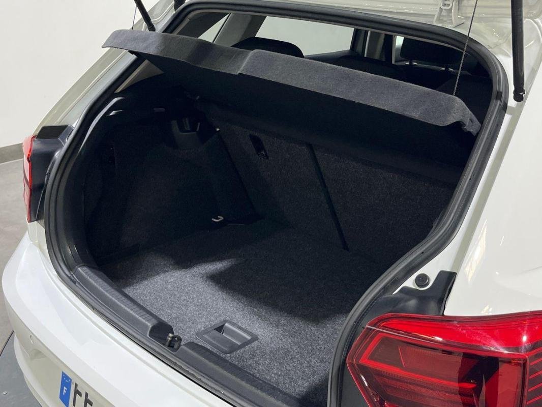 Volkswagen Polo - Photo 32
