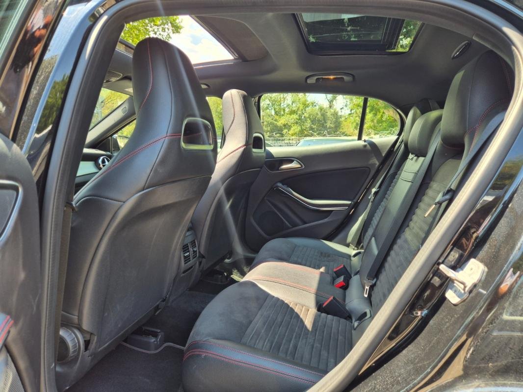 Mercedes Gla - Photo 9