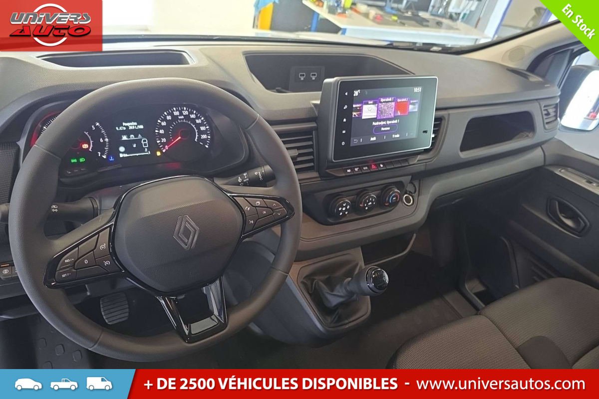 Renault Trafic - Photo 12