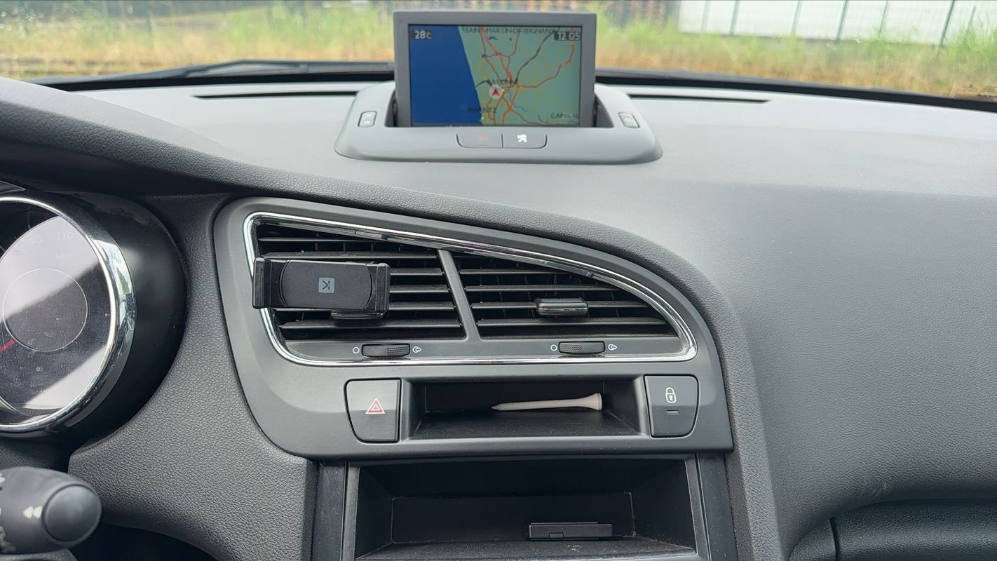Peugeot 5008 - Photo 24