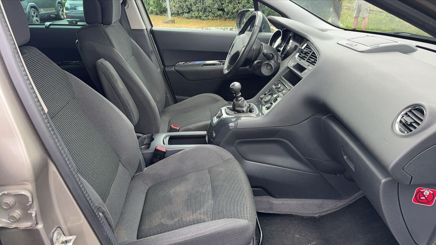 Peugeot 5008 - Photo 26