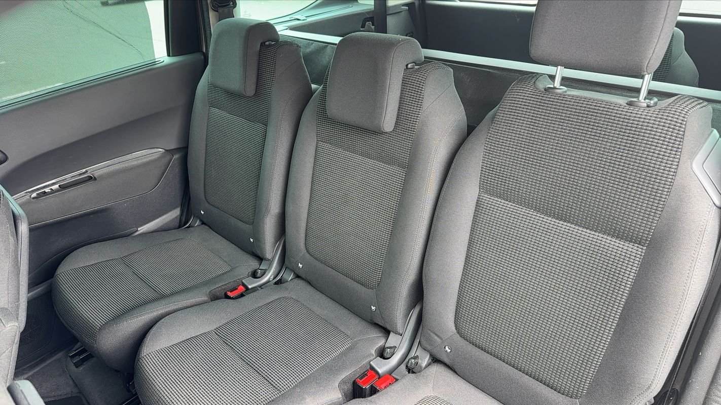 Peugeot 5008 - Photo 9