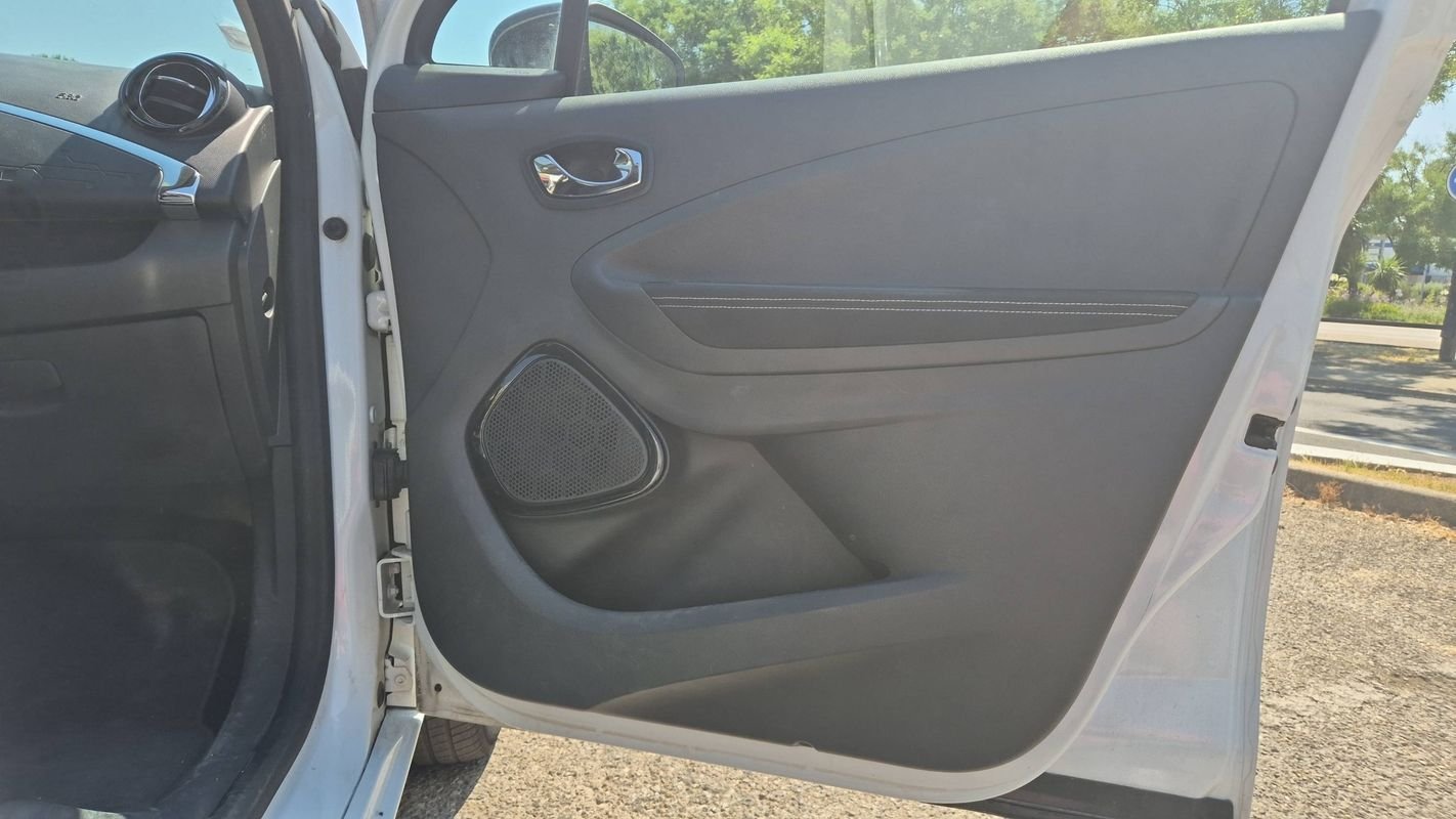 Renault Zoe - Photo 24