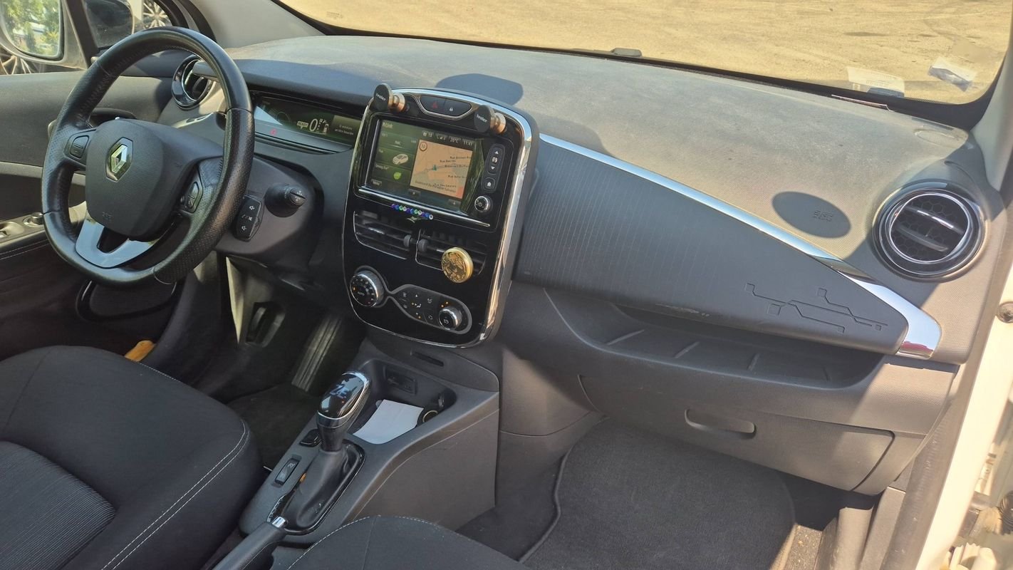 Renault Zoe - Photo 10