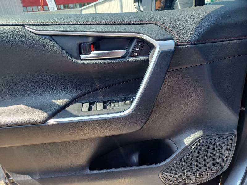 Toyota RAV4 - Photo 23