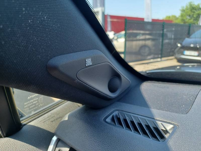 Toyota RAV4 - Photo 24