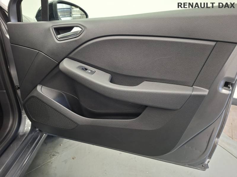Renault Clio - Photo 20