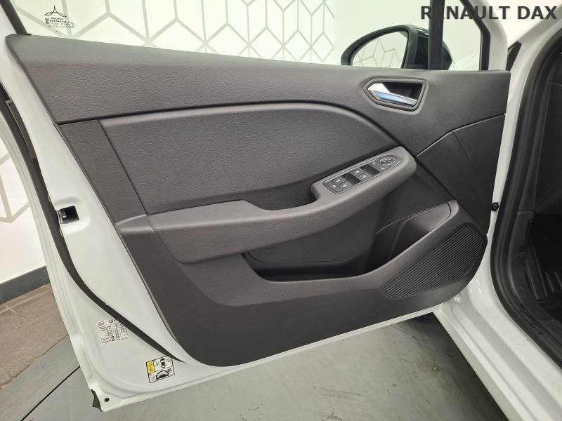 Renault Clio - Photo 23