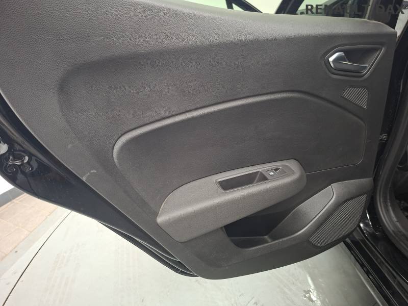 Renault Clio - Photo 23