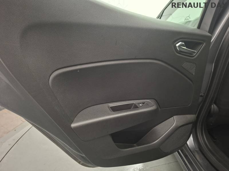 Renault Clio - Photo 25