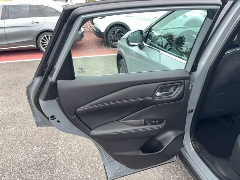 Nissan Qashqai - Photo 24