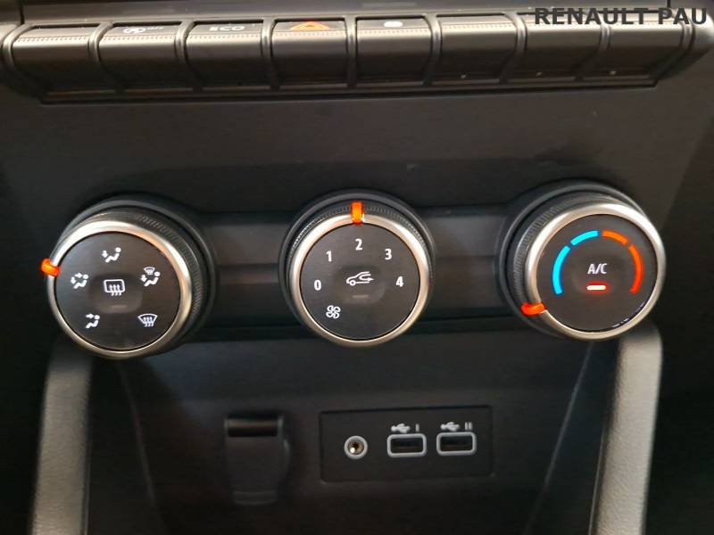 Renault Clio - Photo 24