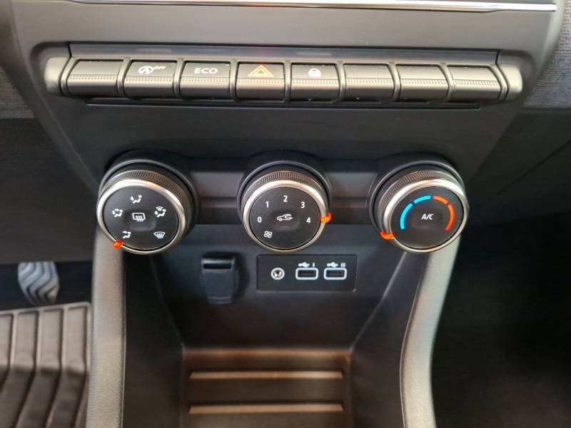 Renault Clio - Photo 25