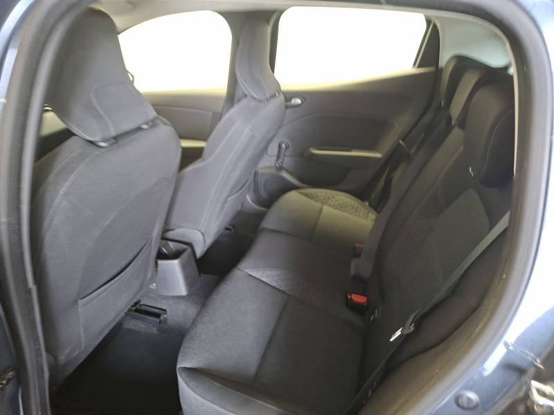 Renault Clio - Photo 17