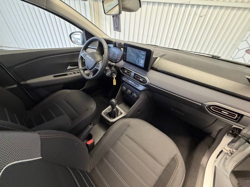 Dacia Sandero - Photo 24