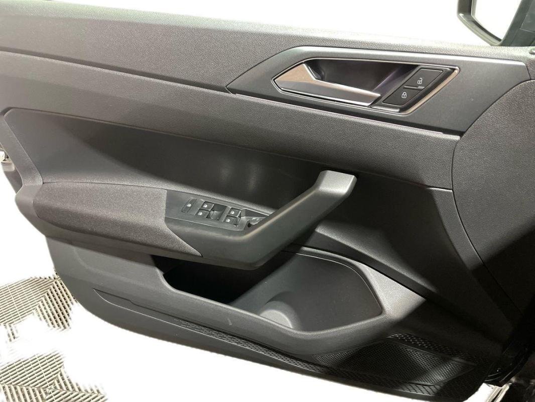 Volkswagen Polo - Photo 15