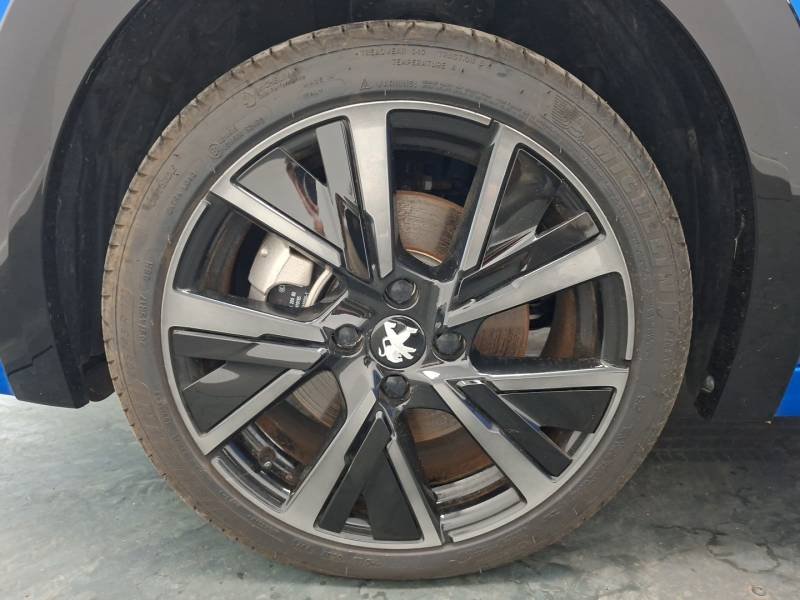 Peugeot 208 - Photo 13