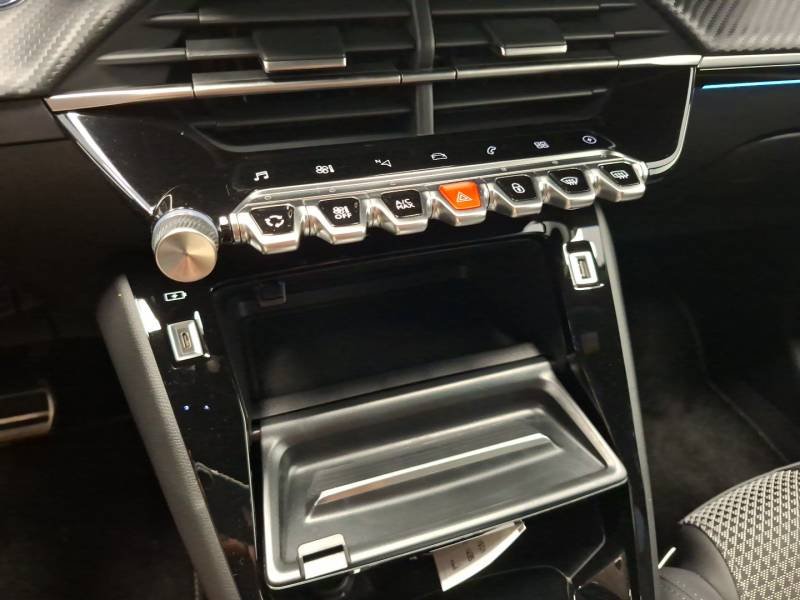 Peugeot 208 - Photo 20