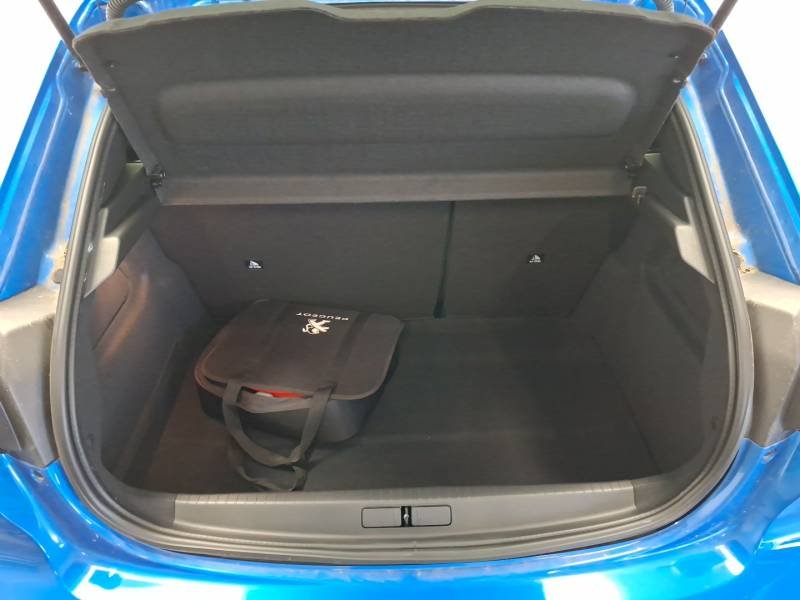 Peugeot 208 - Photo 9