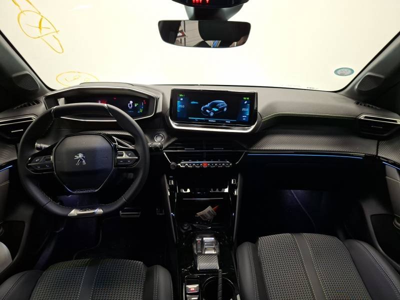 Peugeot 208 - Photo 10