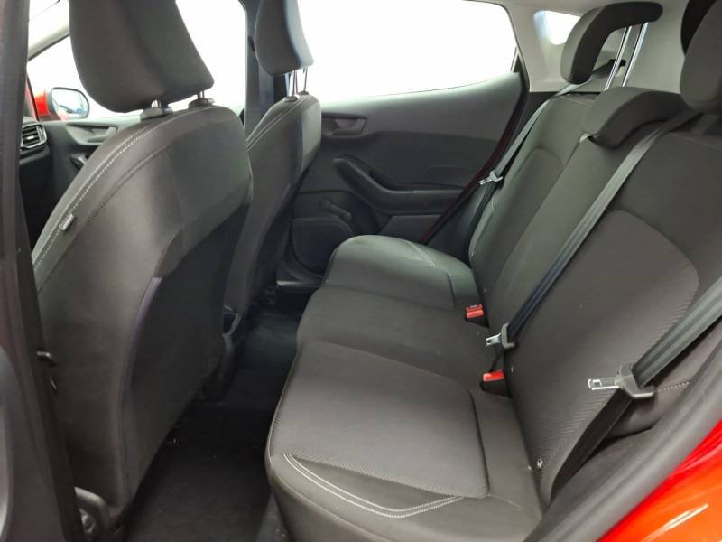 Ford Fiesta - Photo 12