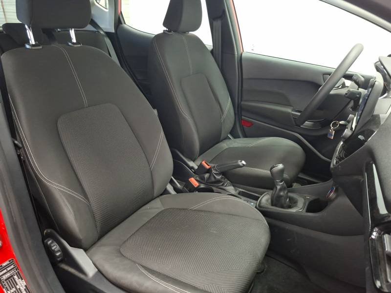 Ford Fiesta - Photo 30