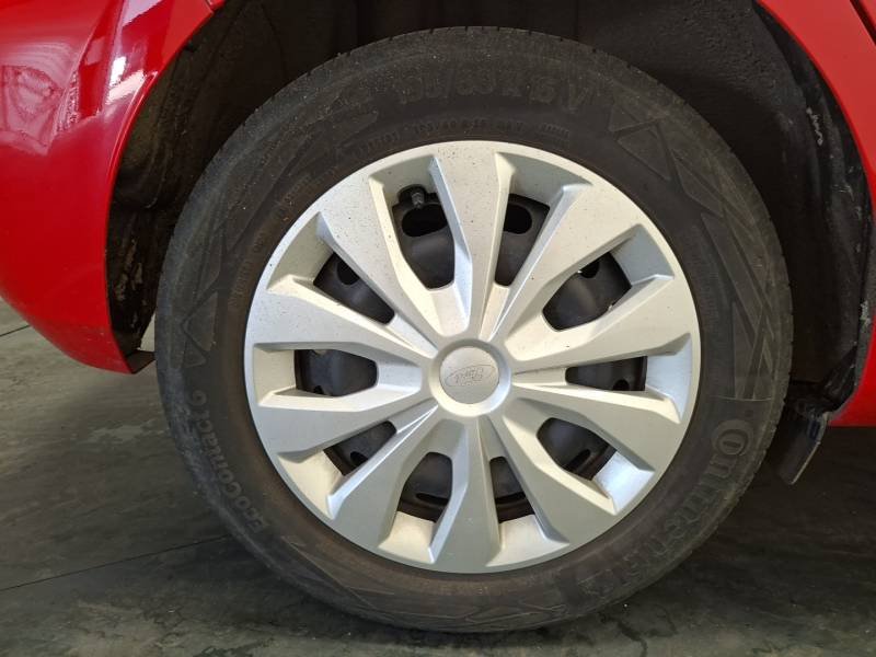 Ford Fiesta - Photo 32