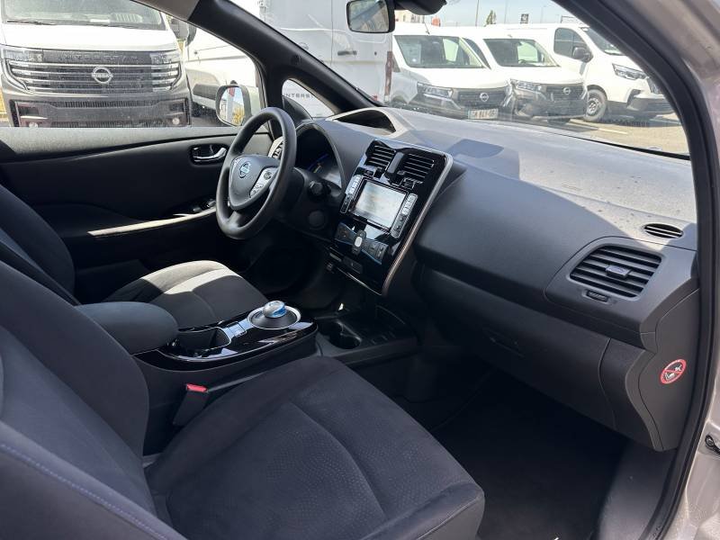 Nissan Leaf - Photo 14