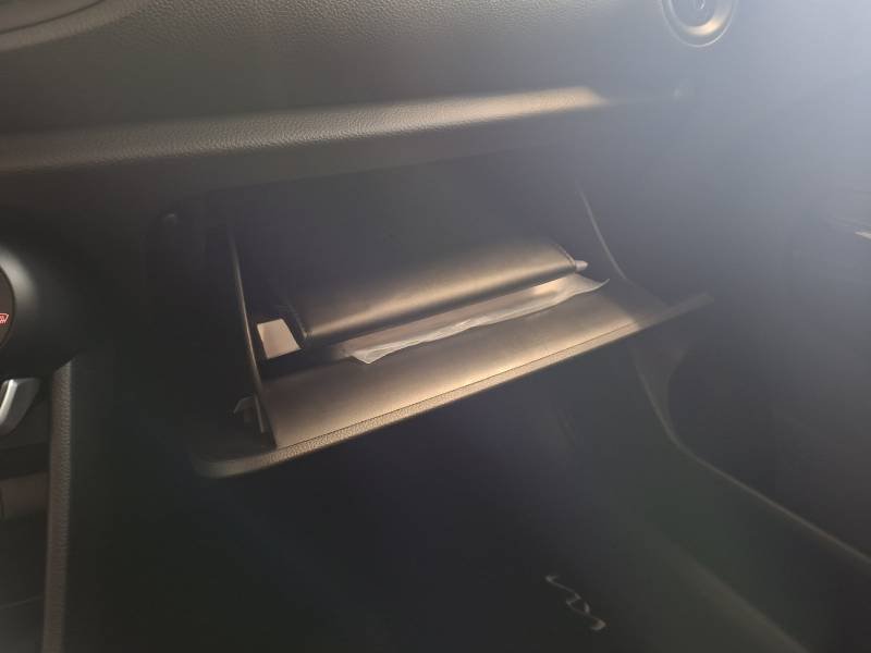 Kia Picanto - Photo 18