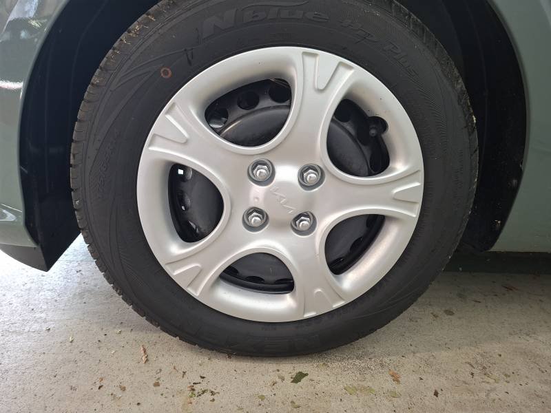 Kia Picanto - Photo 21