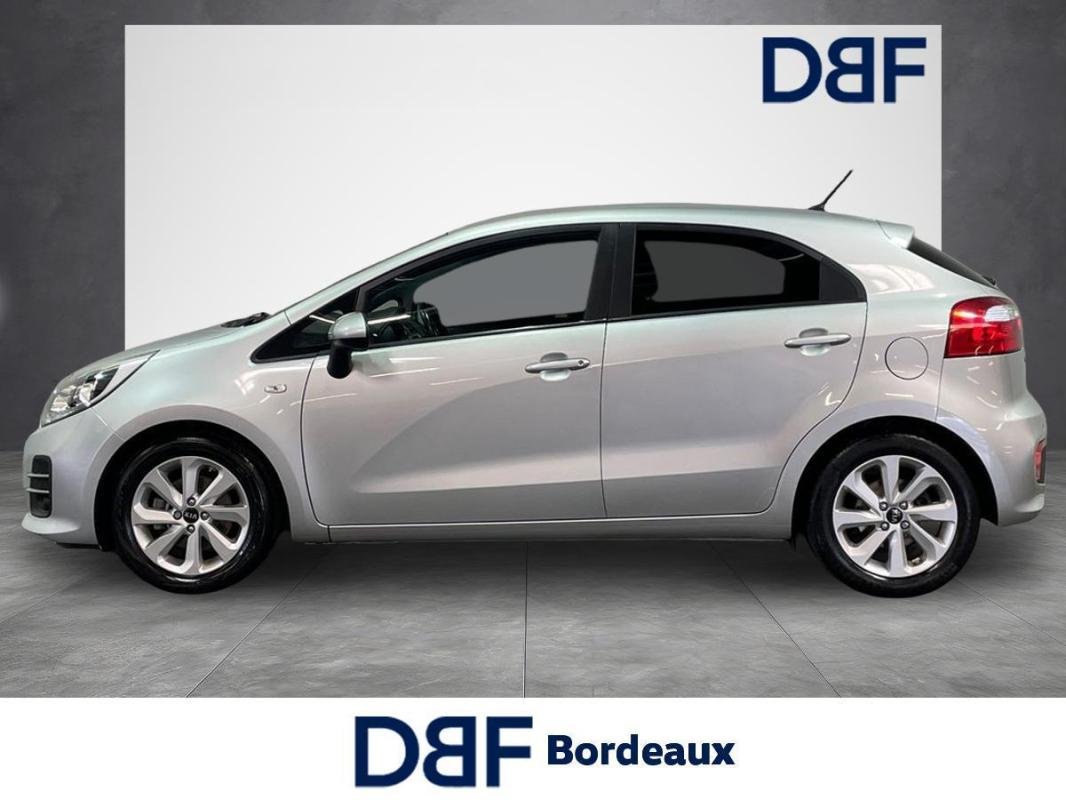 Kia Rio - Photo 2