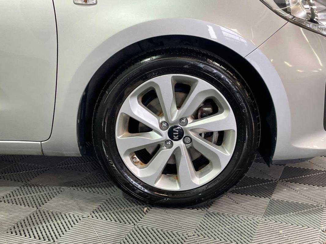 Kia Rio - Photo 29