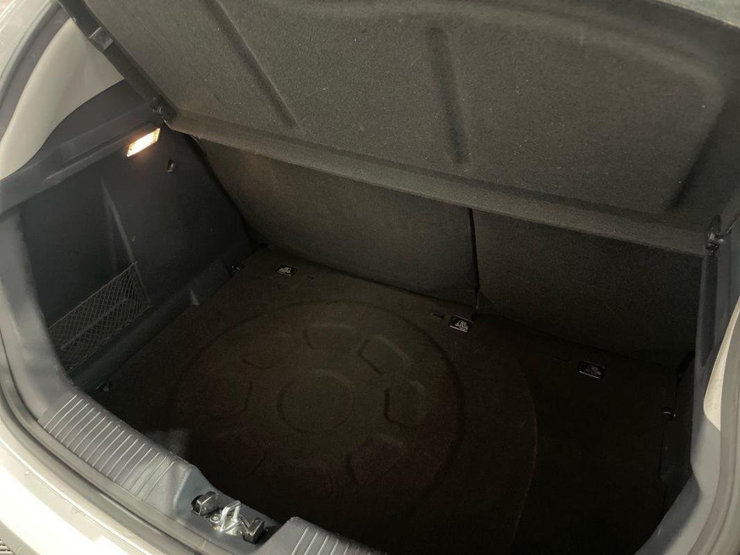 Kia Rio - Photo 32