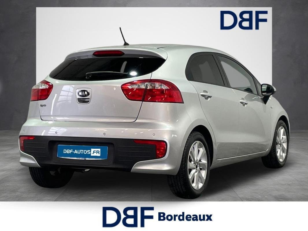 Kia Rio - Photo 5
