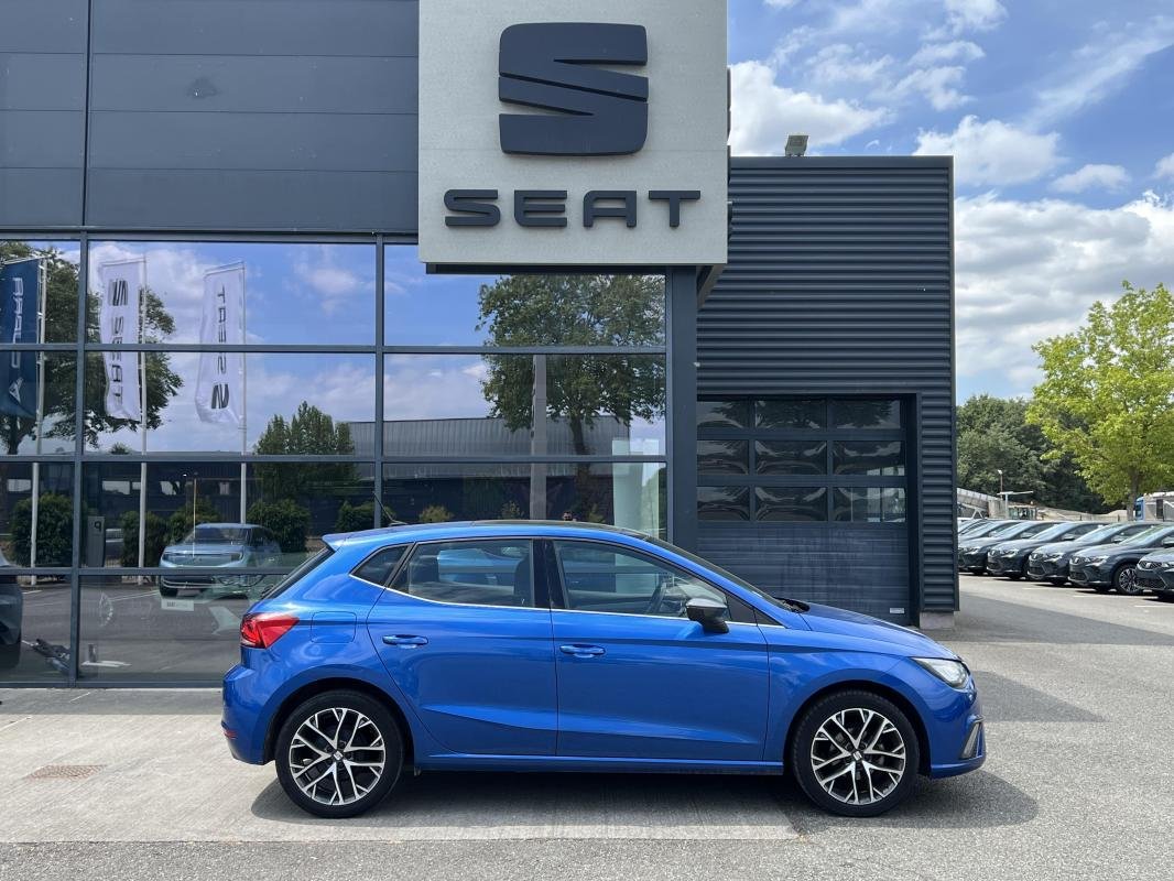Seat Ibiza - Photo 2