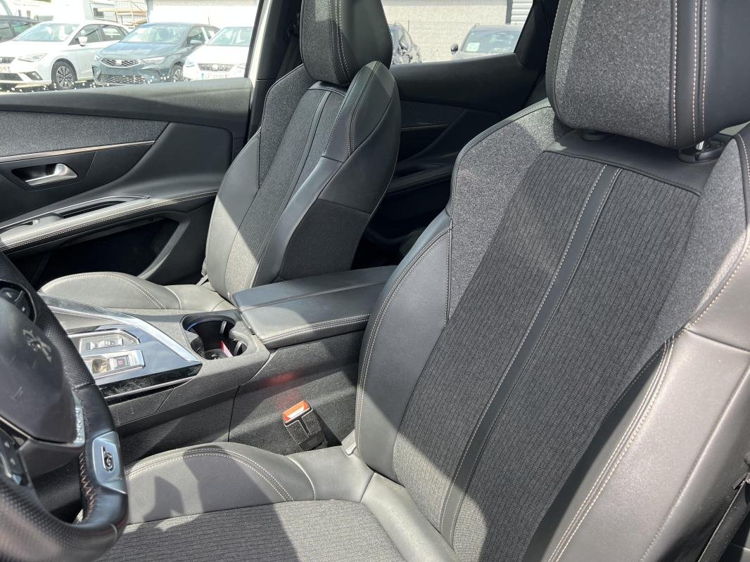 Peugeot 3008 - Photo 17