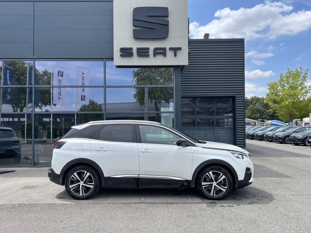 Peugeot 3008 - Photo 2