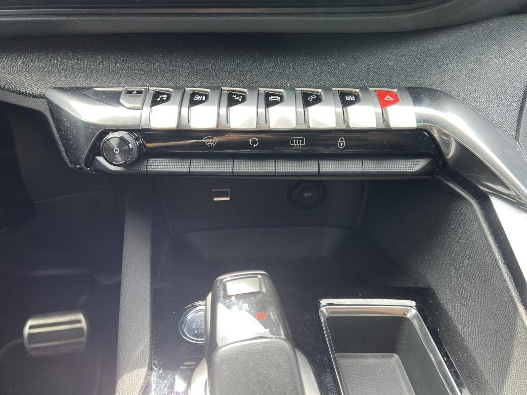 Peugeot 3008 - Photo 9