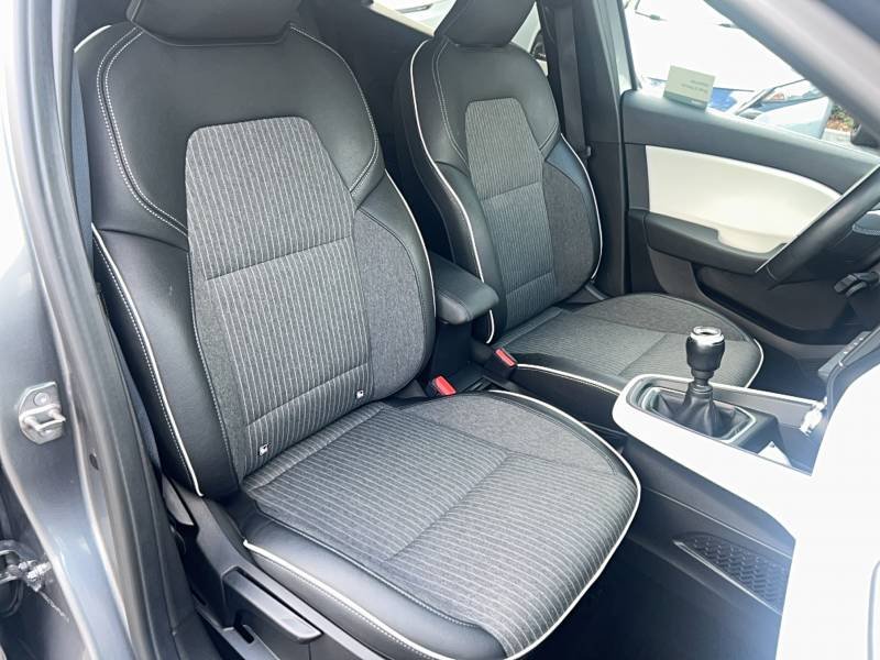 Renault Clio - Photo 11