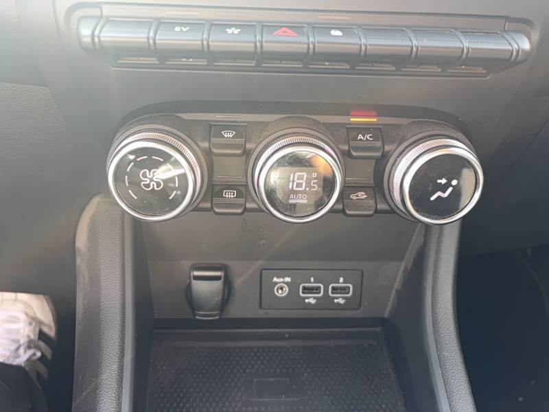 Renault Captur - Photo 17