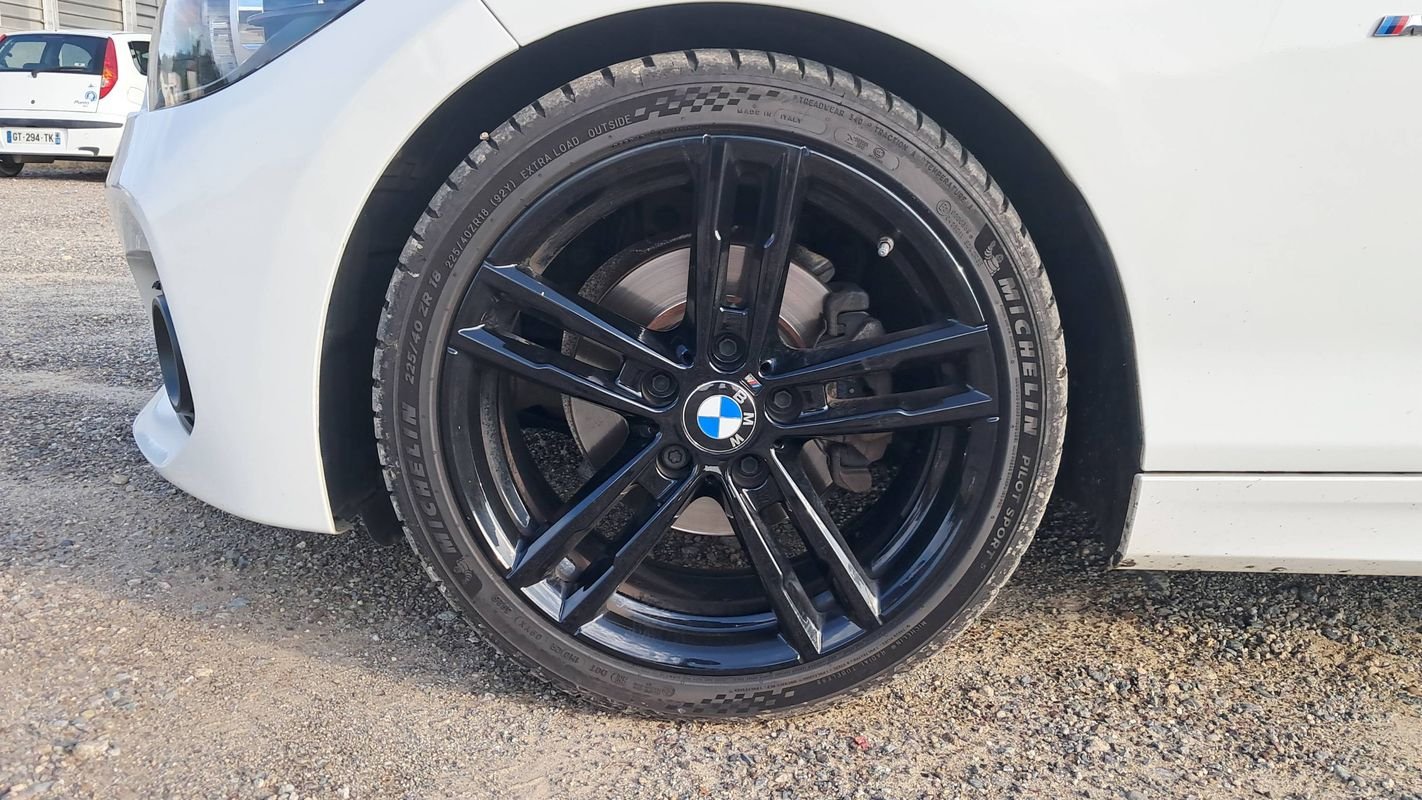 BMW Série 1 - Photo 18