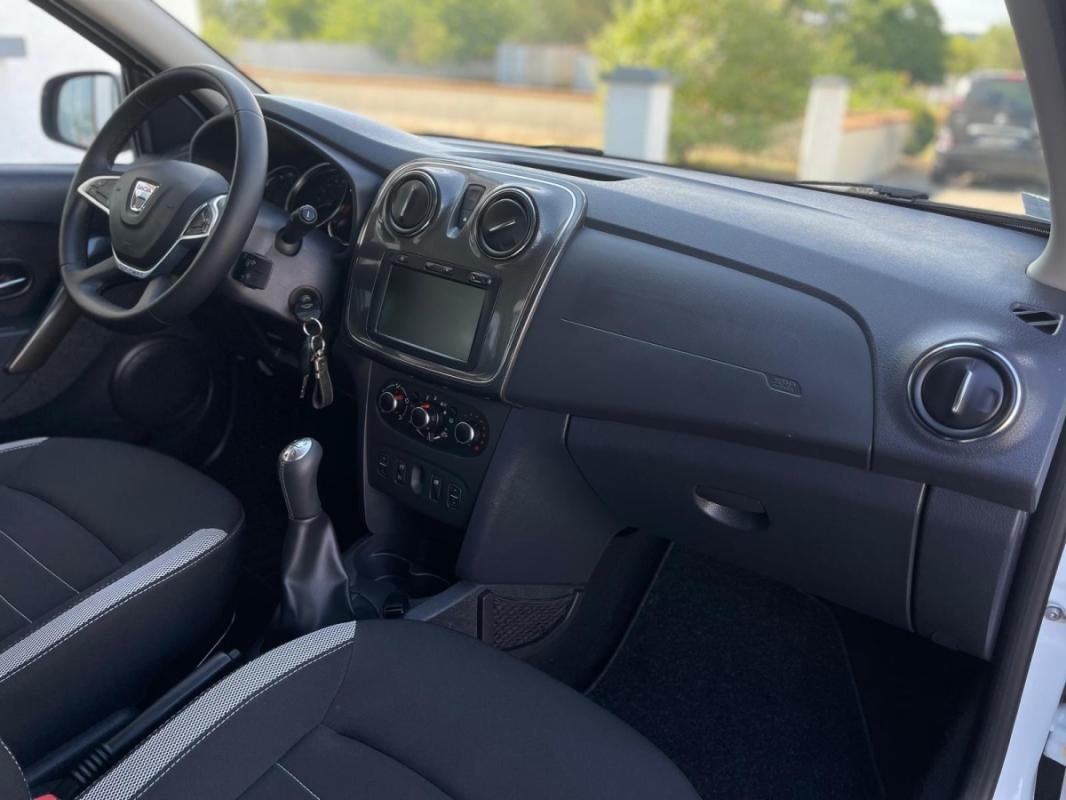 Dacia Sandero II - Photo 16