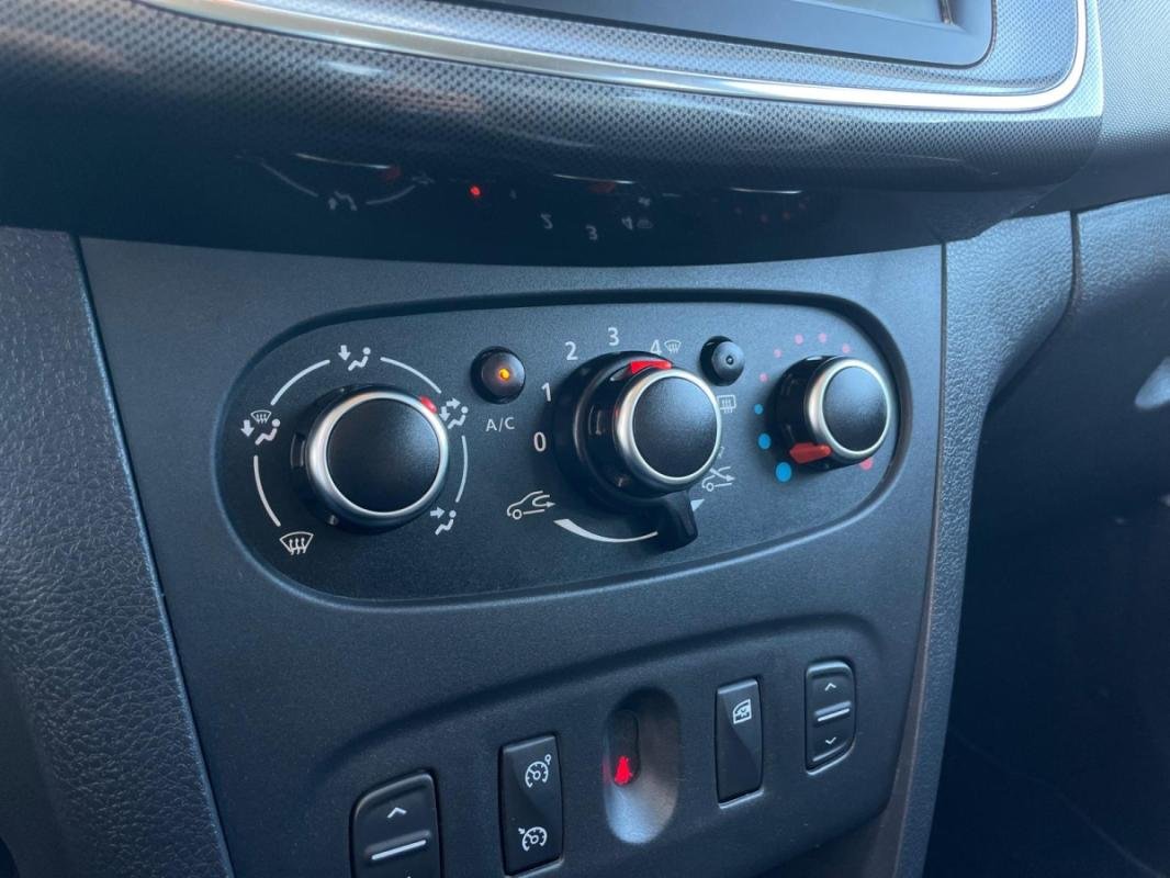 Dacia Sandero II - Photo 22