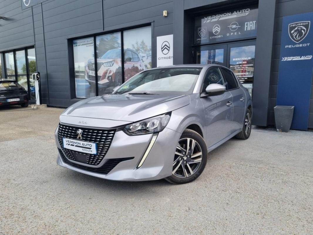 Peugeot 208 - Photo 1