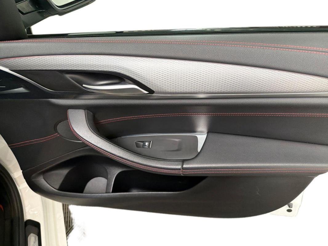 BMW X4 - Photo 15