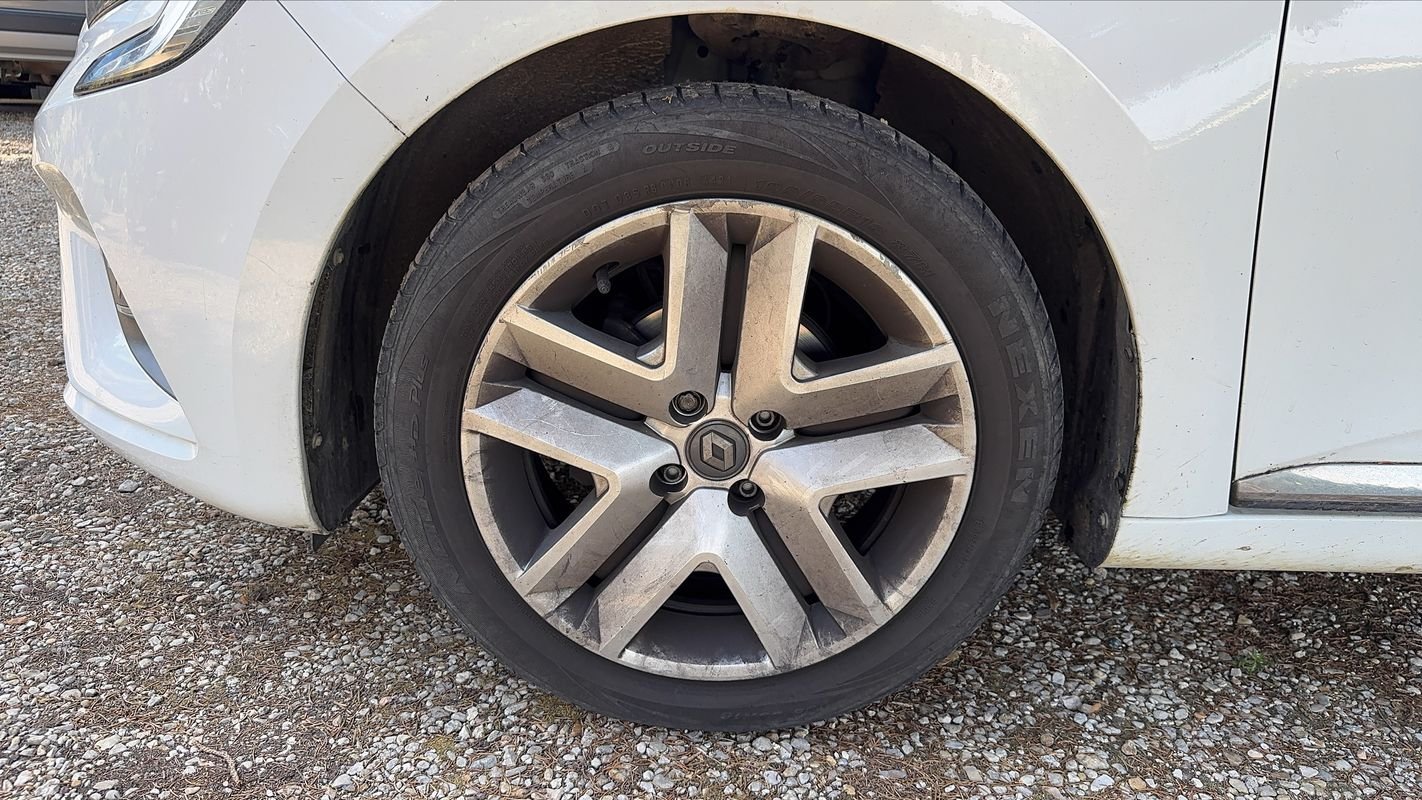 Renault Clio - Photo 18