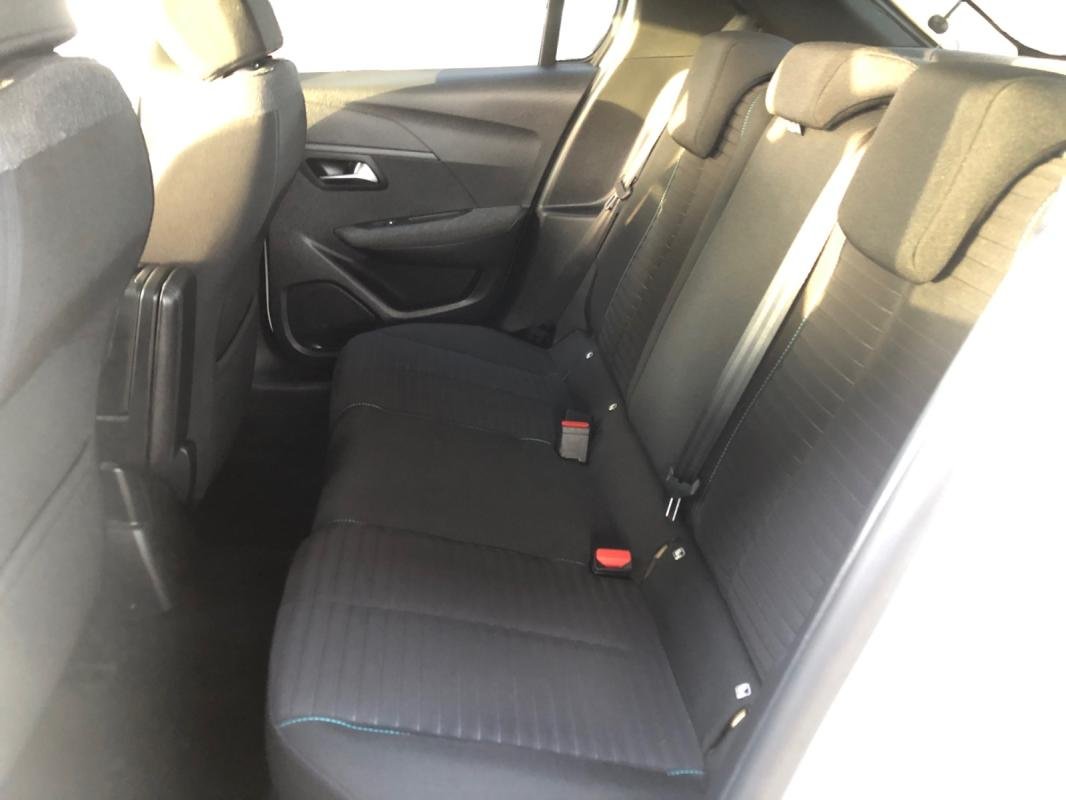 Peugeot 208 - Photo 14