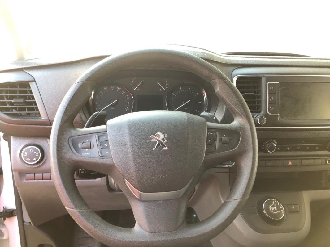 Peugeot Expert - Photo 11